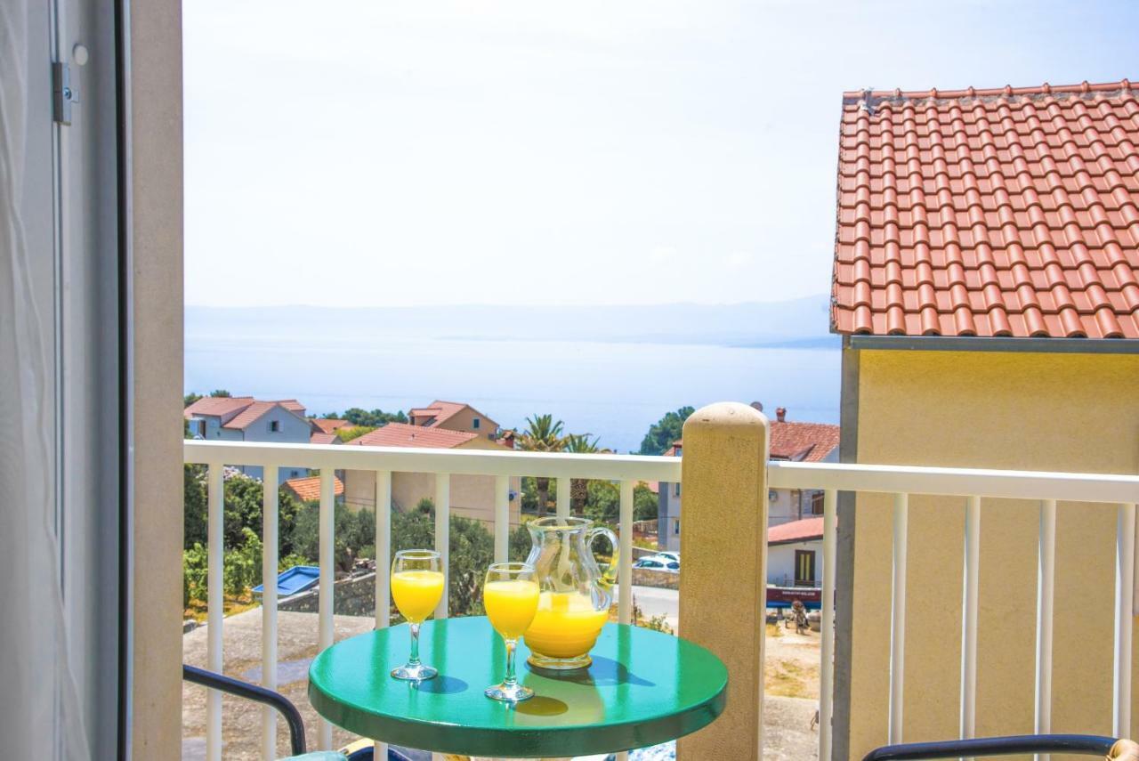 Eni Apartments Bol Bagian luar foto